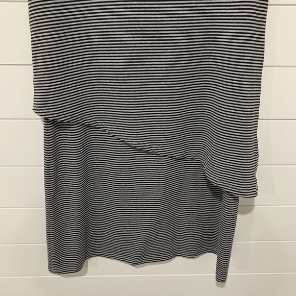 Soft Surroundings | Leah Layered Dress Gray Stripe Short Sleeve- Size Small - Picture 3 of 8